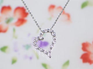さりげなくかわいいオープンハート